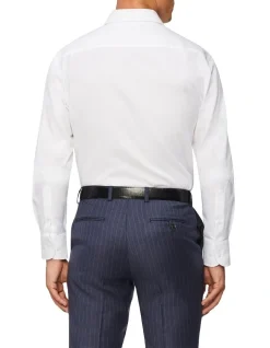 Van Heusen Black Label Tailored Long Sleeve Plain Herringbone Business Shirt White 8 Van Heusen Black Label Tailored Long Sleeve Plain Herringbone Business Shirt White -Cambridge Clothing shop 887082670 3 720x928