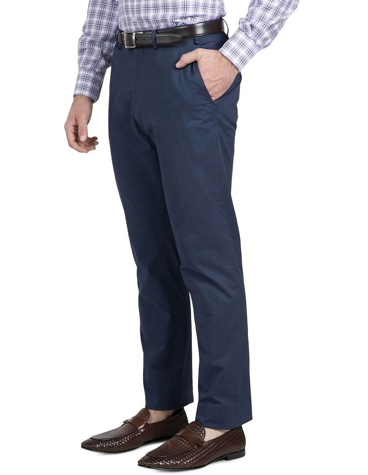 Cambridge Modern Fit Helm Navy Chino FJF975 4 Cambridge Modern Fit Helm Navy Chino FJF975 - Image 2